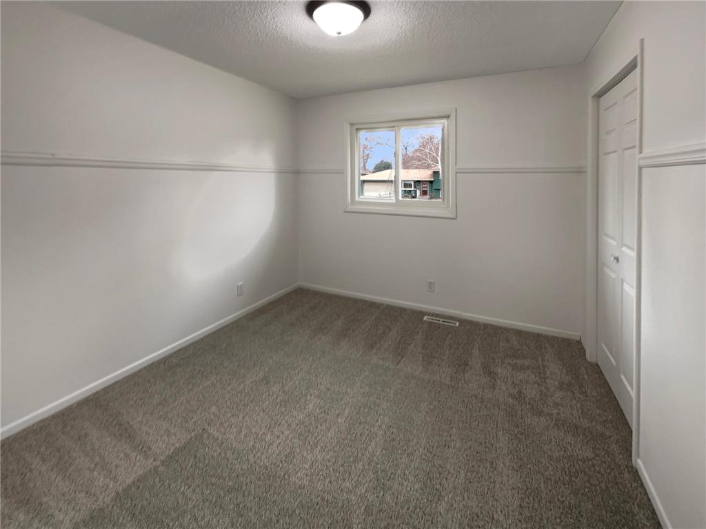 901 Oak Ridge Point NE Blaine MN 55434 6822984 image4