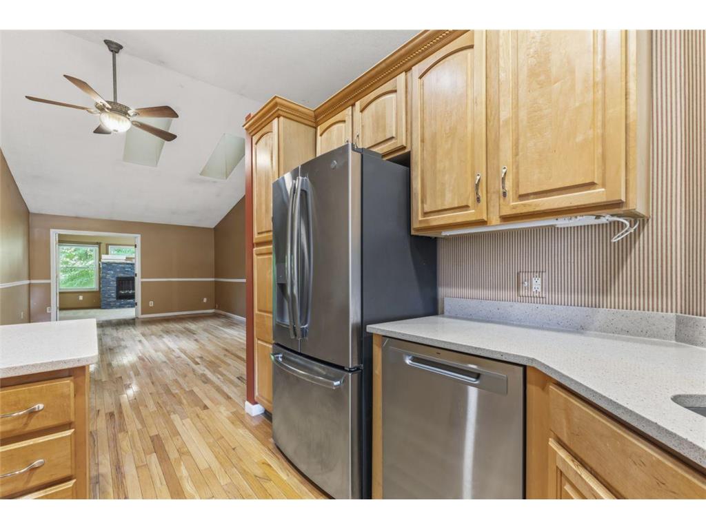 901 Oakwood Heights Circle #7 Eagan MN 55123 7112714 image10