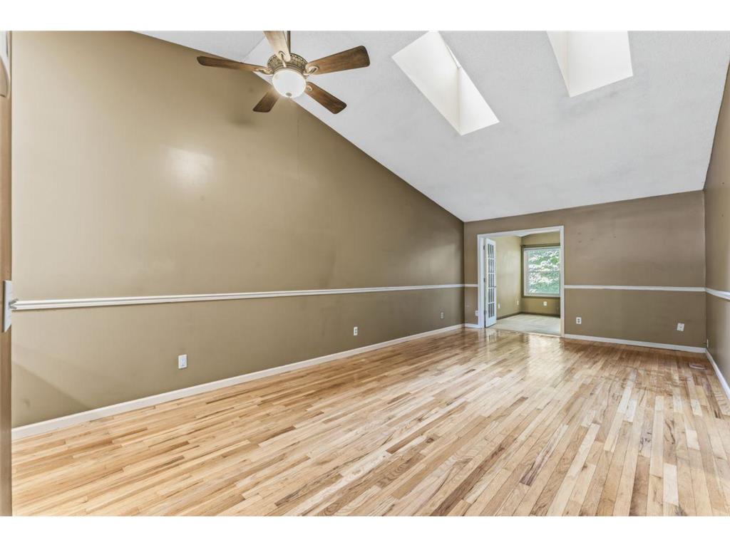 901 Oakwood Heights Circle #7 Eagan MN 55123 7112714 image4