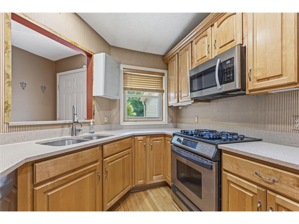 901 Oakwood Heights Circle #7 Eagan MN 55123 7112714 image9