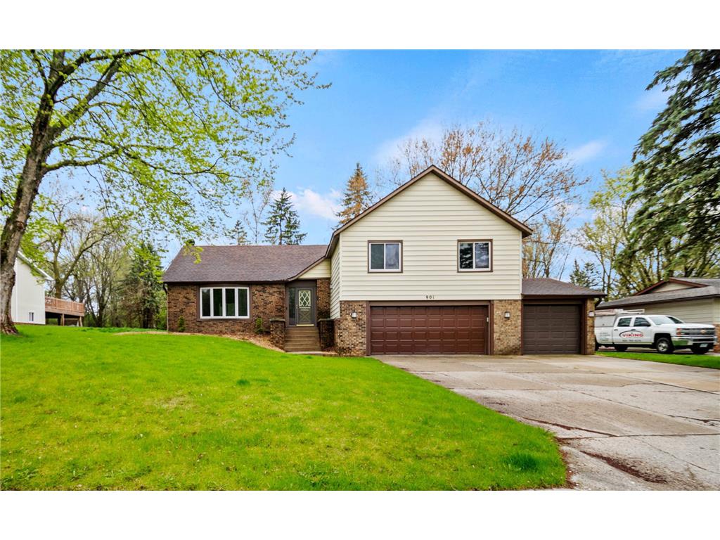 901 Oakwood Lane Owatonna MN 55060 6531036 image1