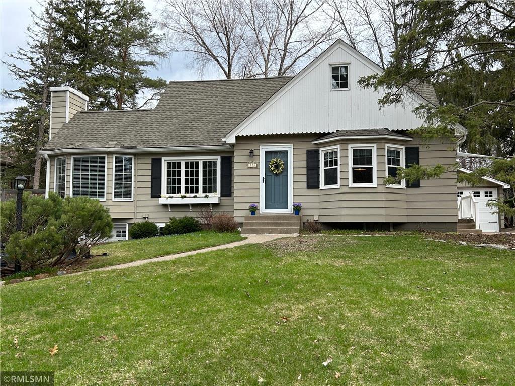 901 Parker Avenue Roseville MN 55113 6364836 image1