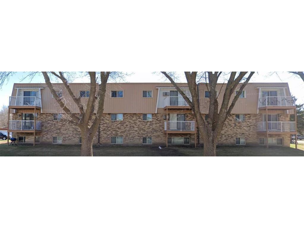 901 Pearl Avenue #208 Marshall MN 56258 7000161 image1