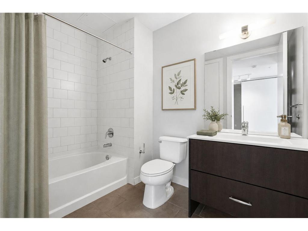 901 S 2nd Street #201 Minneapolis MN 55415 7110989 image11