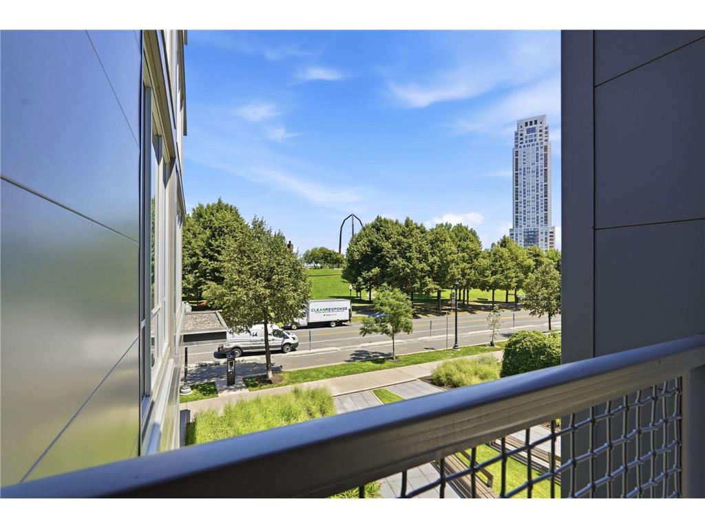 901 S 2nd Street #201 Minneapolis MN 55415 7110989 image15