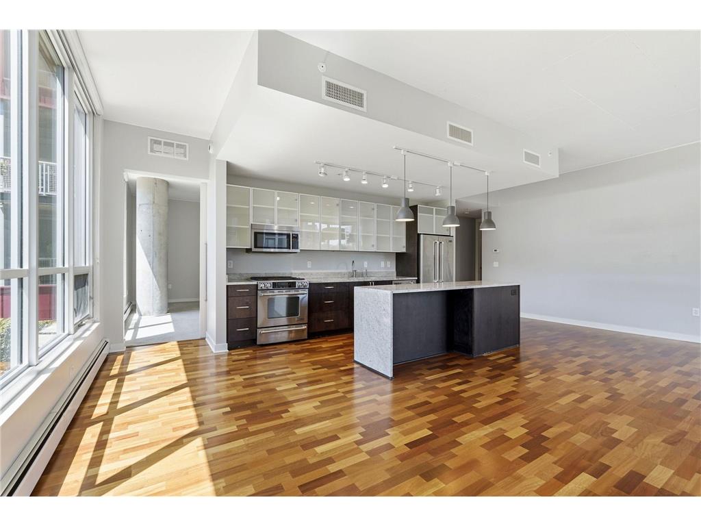 901 S 2nd Street #201 Minneapolis MN 55415 7110989 image18