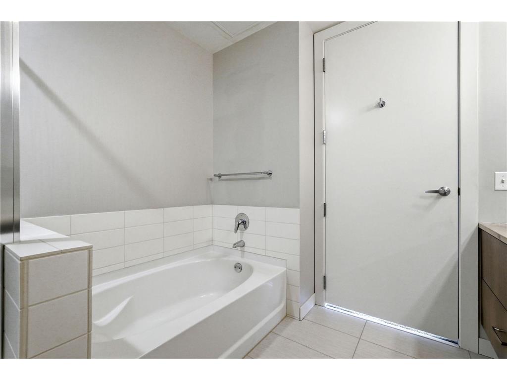 901 S 2nd Street #201 Minneapolis MN 55415 7110989 image27