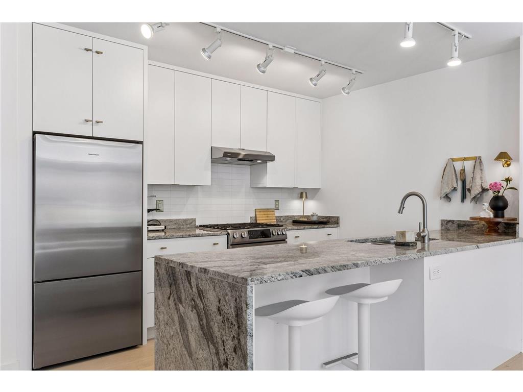901 S 2nd Street #205 Minneapolis MN 55415 7082934 image11
