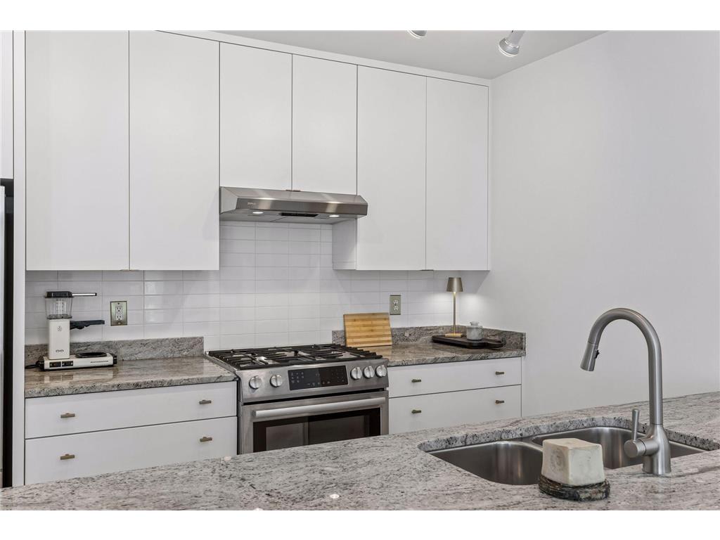 901 S 2nd Street #205 Minneapolis MN 55415 7082934 image12