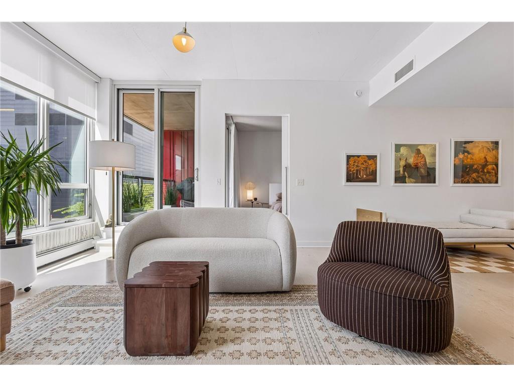 901 S 2nd Street #205 Minneapolis MN 55415 7082934 image18