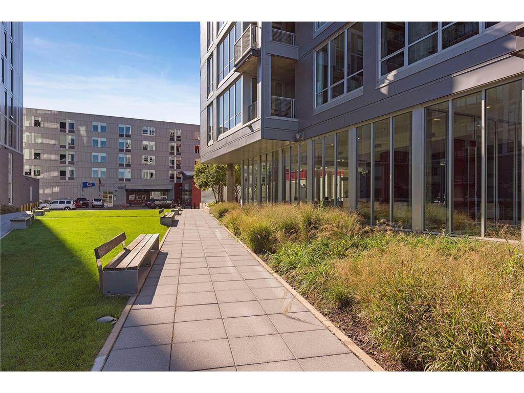 901 S 2nd Street #205 Minneapolis MN 55415 7082934 image55