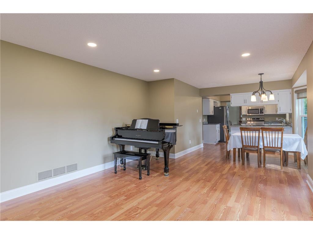 901 Southwind Drive Burnsville MN 55306 7084186 image19