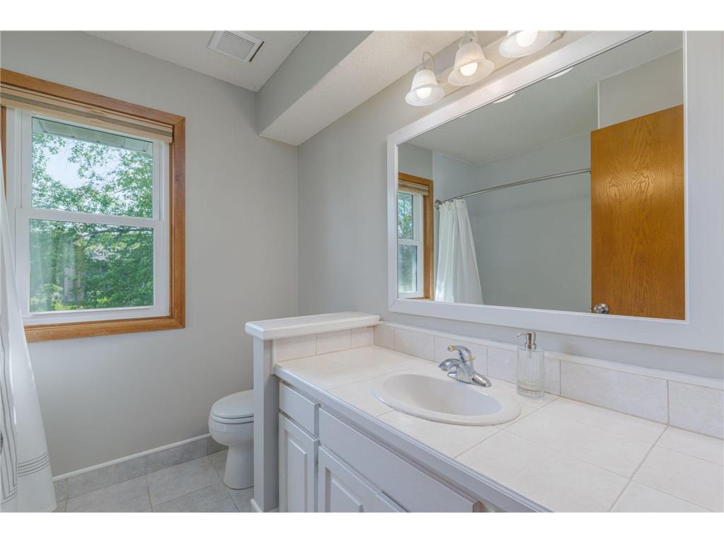 901 Southwind Drive Burnsville MN 55306 7084186 image31