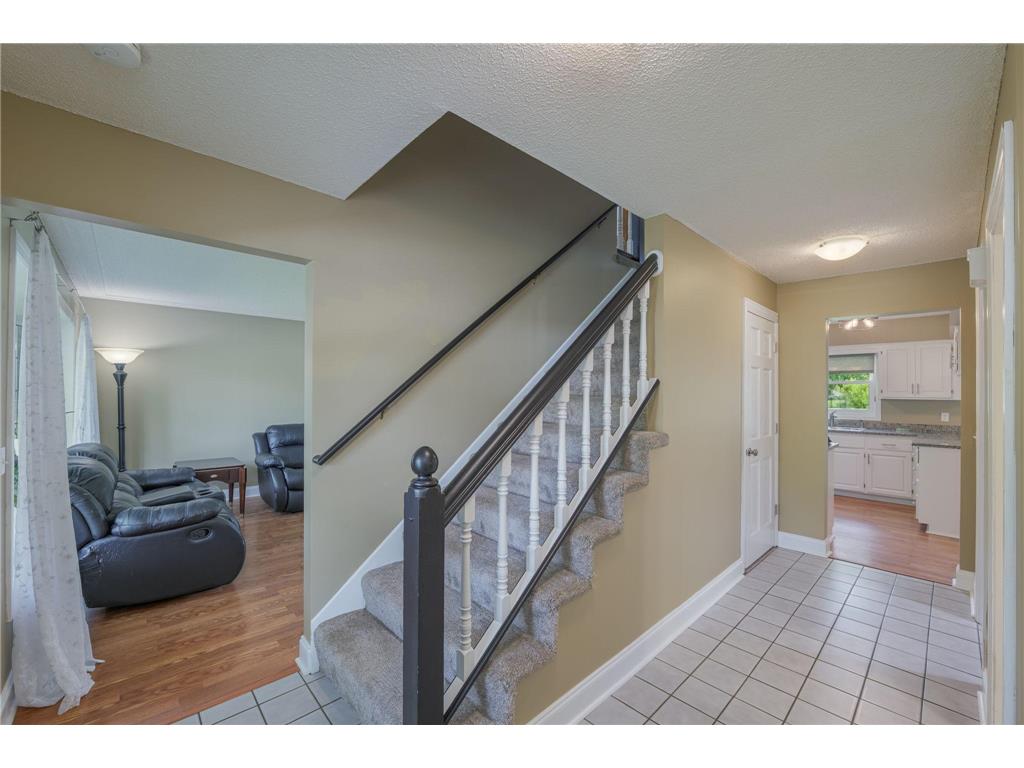 901 Southwind Drive Burnsville MN 55306 7084186 image4