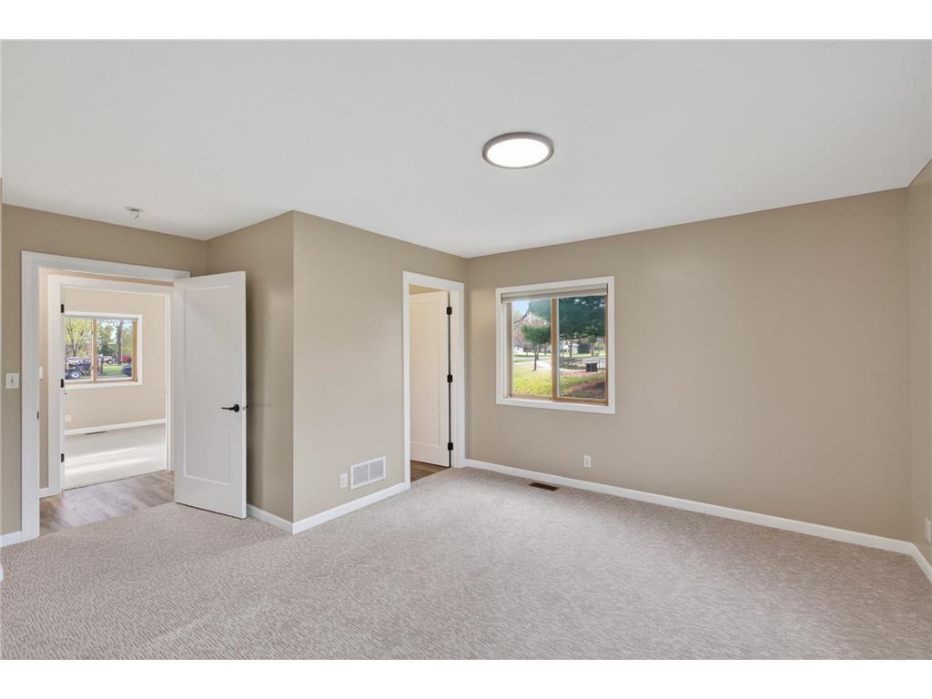 901 W Main Street Belle Plaine MN 56011 7053354 image14