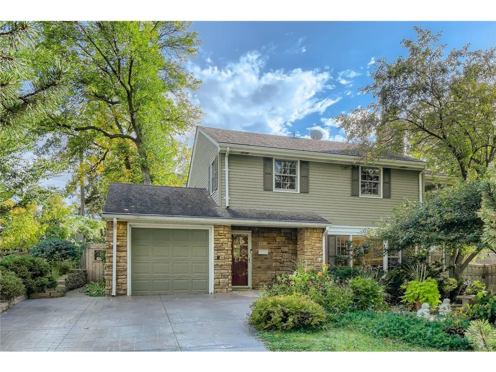 901 W Minnehaha Parkway, Minneapolis, MN 55419 MLS 6315123 Edina