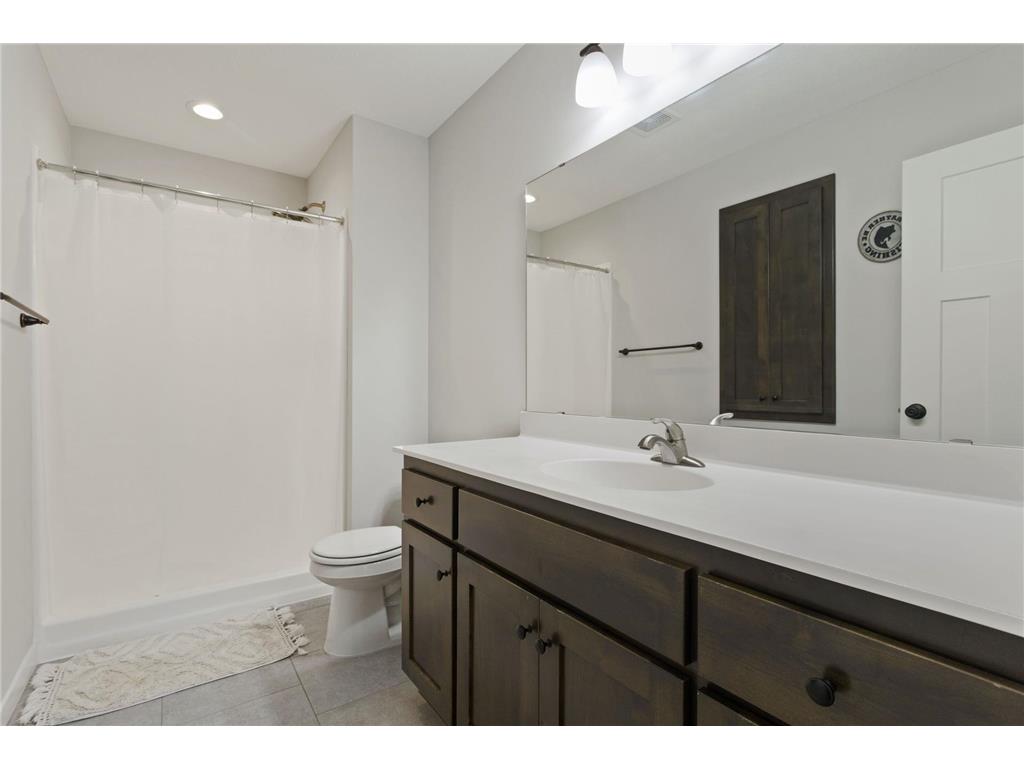 901 Winsome Way NE Isanti MN 55040 6772976 image10