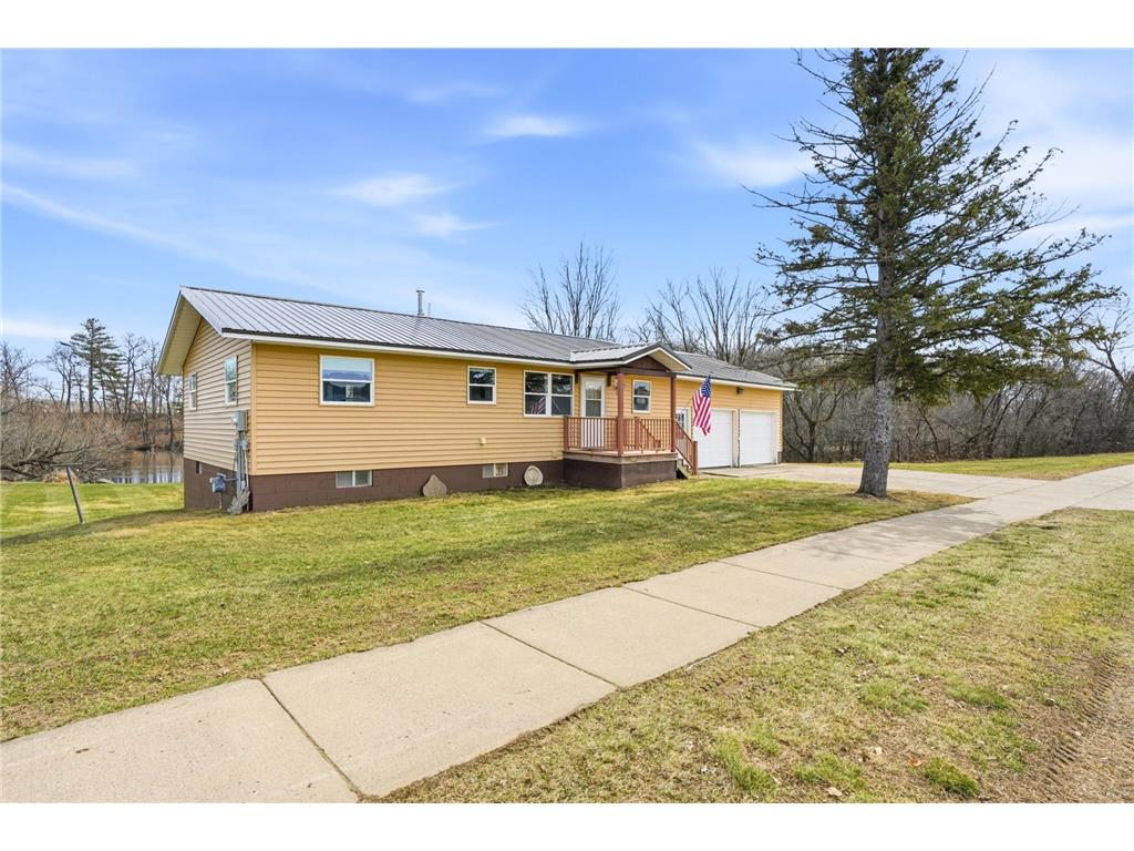 901 Wisconsin Avenue Rice Lake WI 54868 - Red Cedar River 7052092 image4