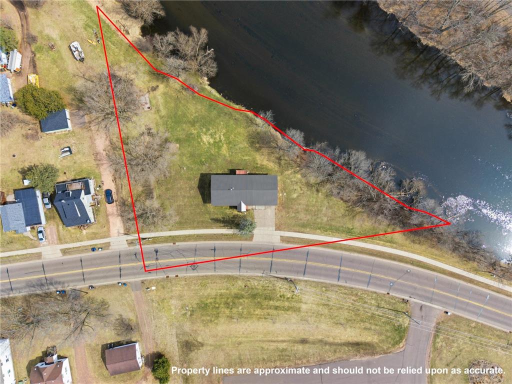 901 Wisconsin Avenue Rice Lake WI 54868 - Red Cedar River 7052092 image40