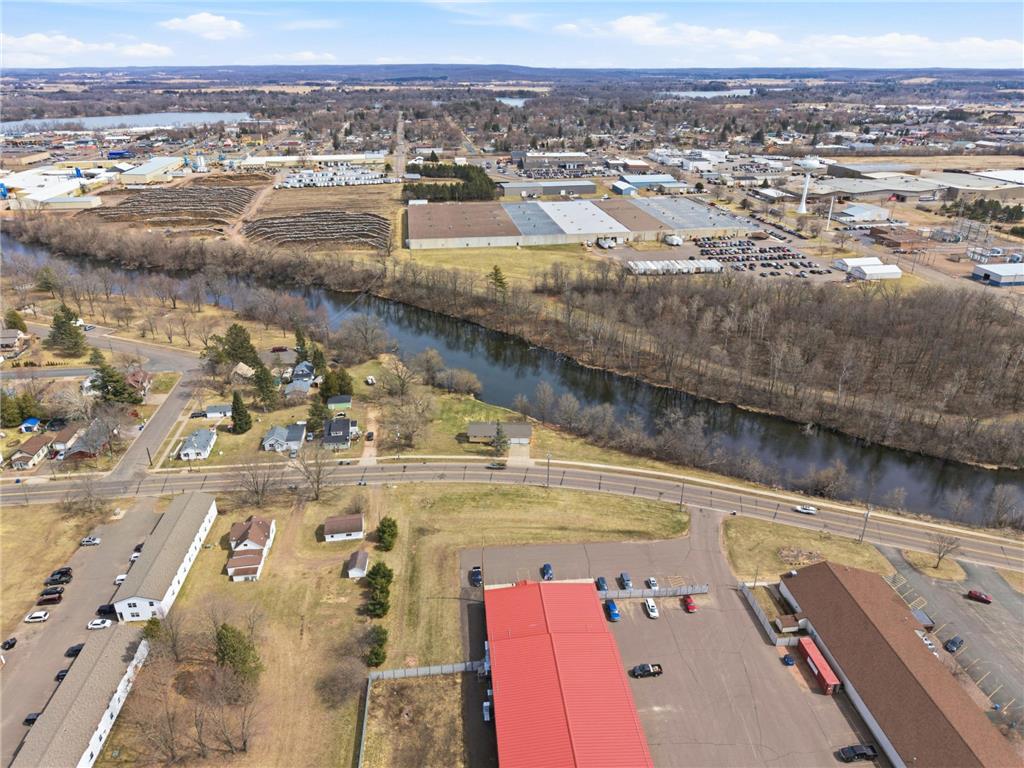 901 Wisconsin Avenue Rice Lake WI 54868 - Red Cedar River 7052092 image43