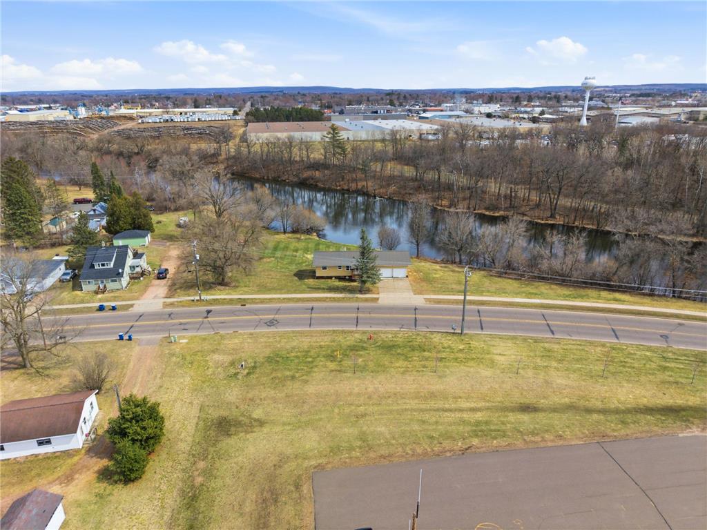 901 Wisconsin Avenue Rice Lake WI 54868 - Red Cedar River 7052092 image49
