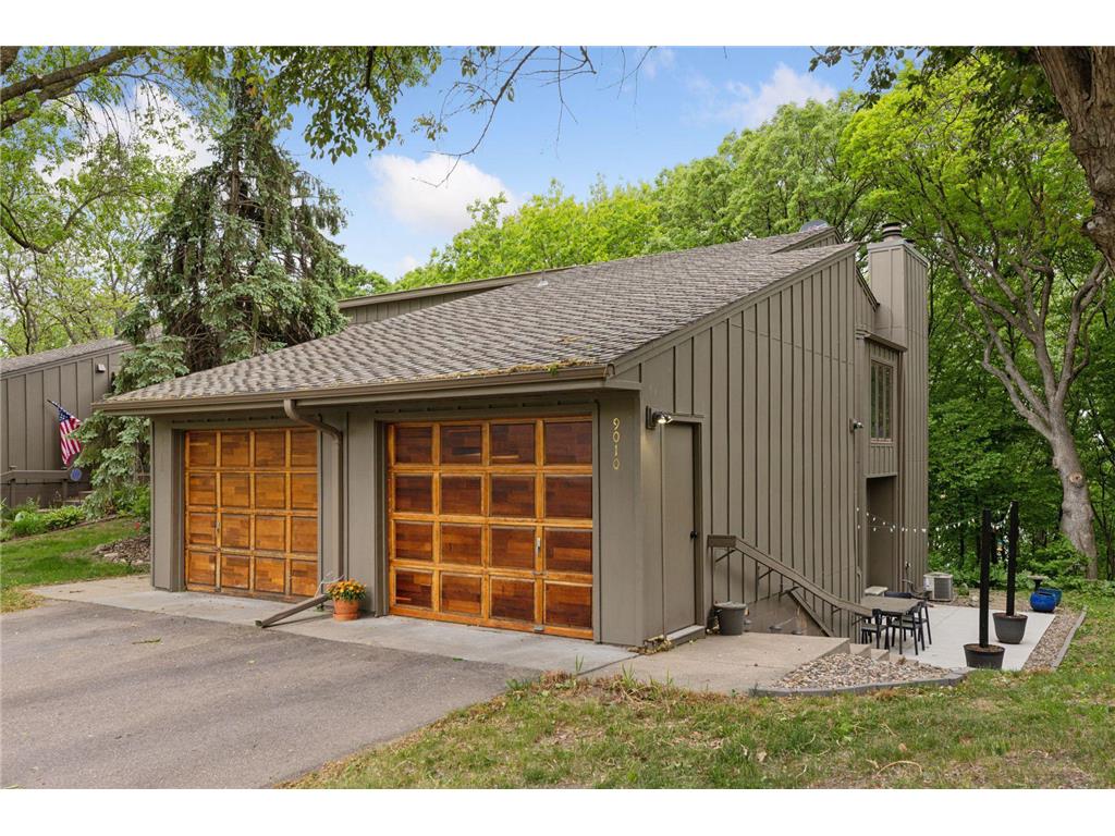 9010 Neill Lake Road Eden Prairie MN 55347 6713660 image1