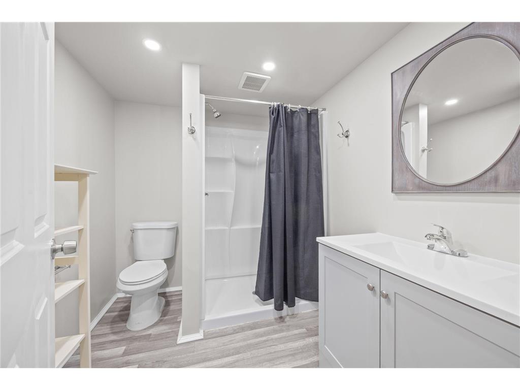 9012 14th Avenue S Bloomington MN 55425 6826482 image23