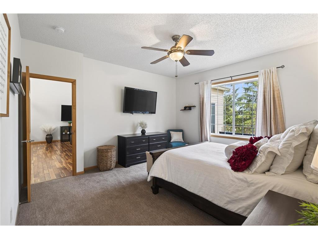 9016 Meadow Place Savage MN 55378 7063505 image13