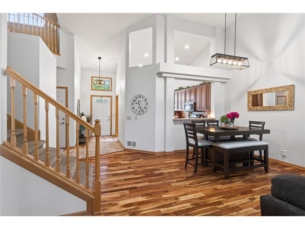 9016 Meadow Place Savage MN 55378 7063505 image8