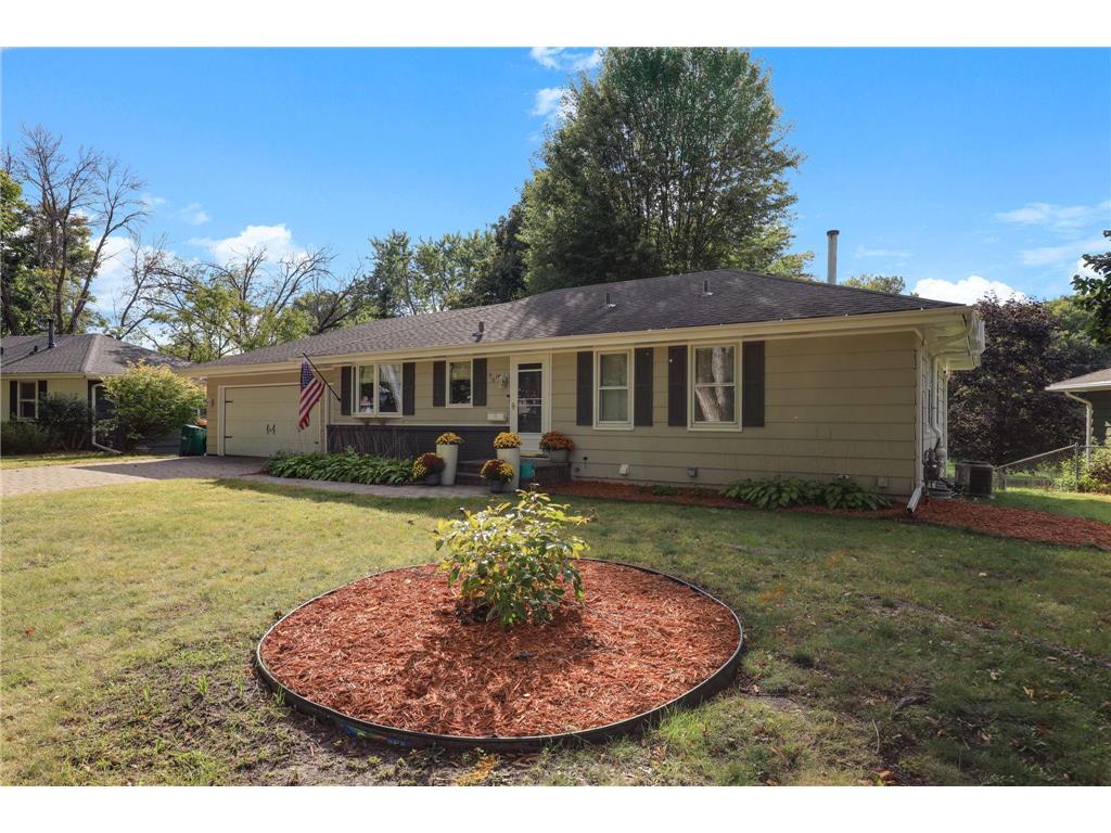 9018 Kell Circle Bloomington MN 55437 - Nine Mile Creek 6791767 image1