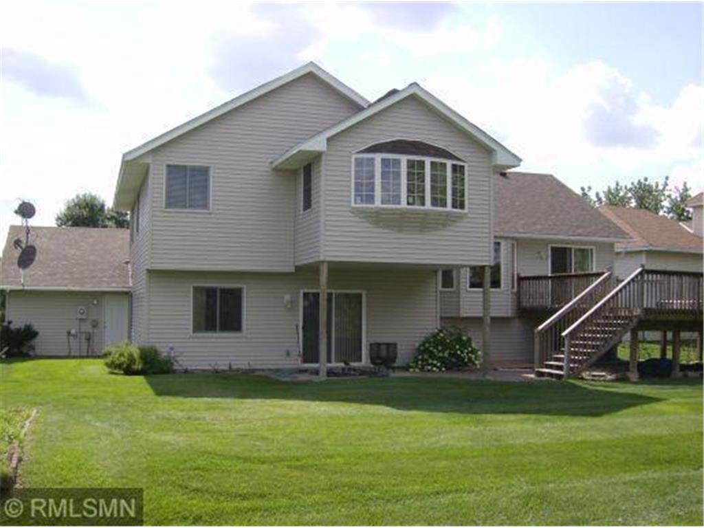 9018 Windsor Terrace Brooklyn Park MN 55443 6335930 image1