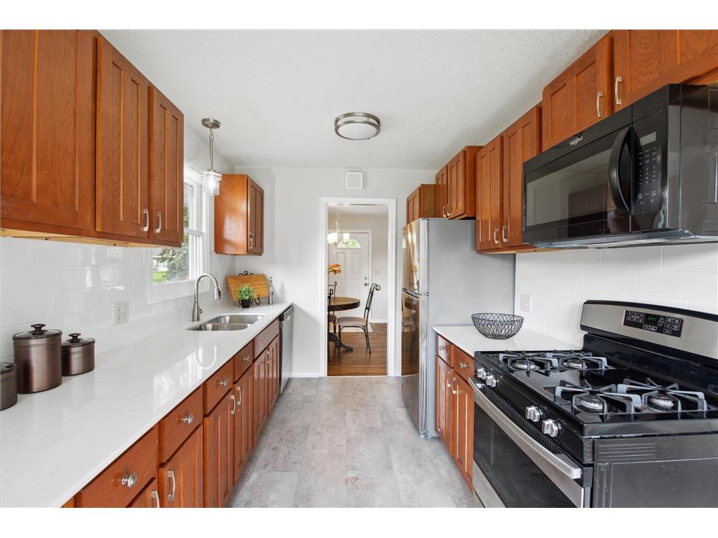 9019 11th Avenue S Bloomington MN 55420 6627117 image1