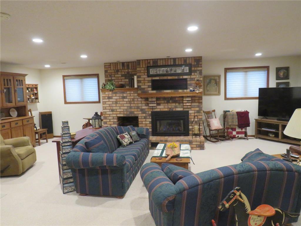 902 10th Street S Benson MN 56215 7040946 image16