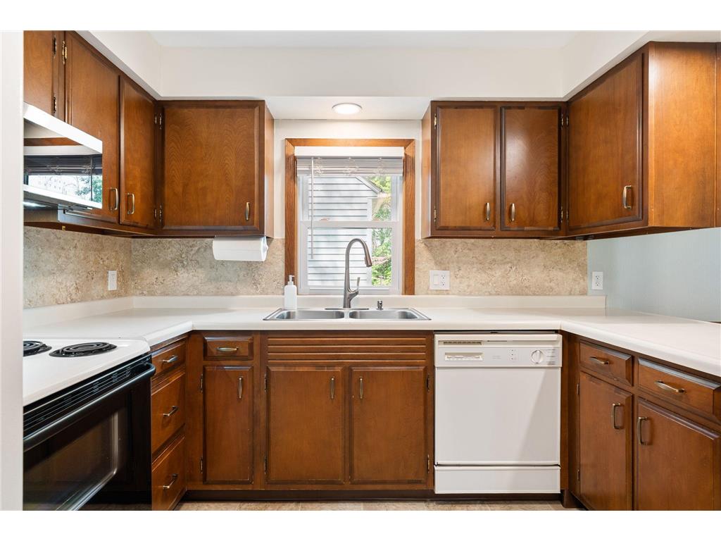 902 11th Avenue SW Austin MN 55912 7083366 image12