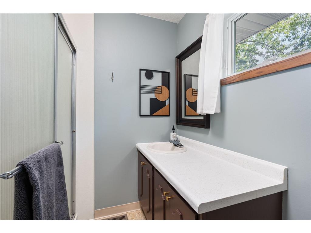 902 11th Avenue SW Austin MN 55912 7083366 image21