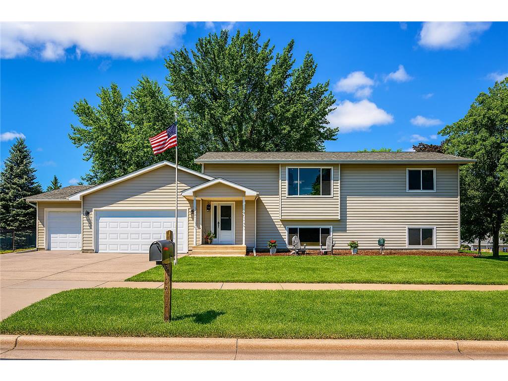 902 11th Street W Hastings MN 55033 6761113 image1
