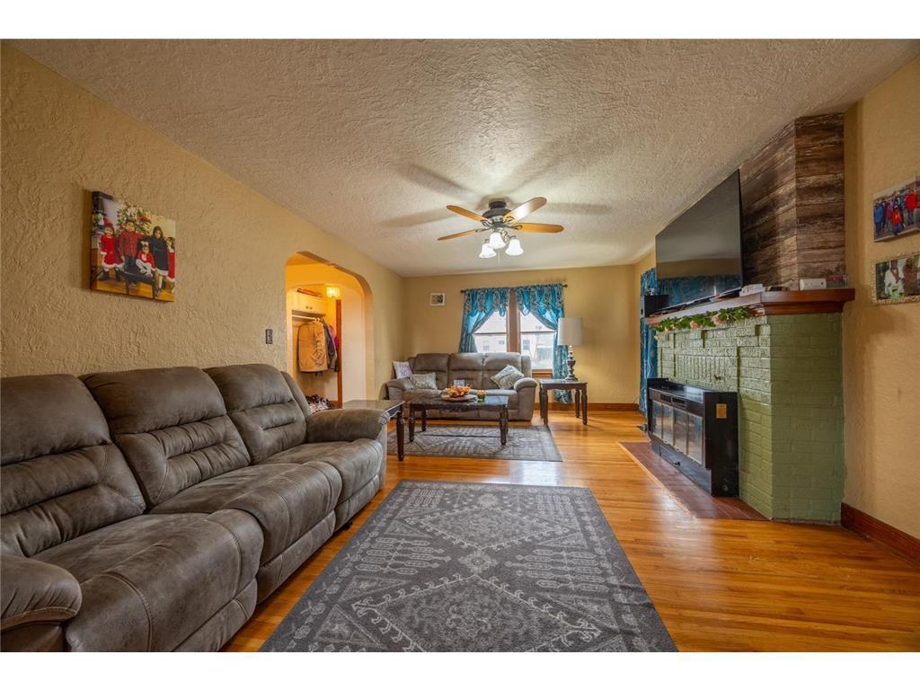 902 4th Avenue SW Austin MN 55912 7032694 image6