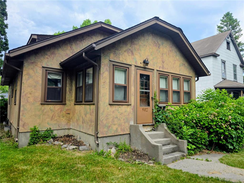 902 7th Street International Falls MN 56649 7103861 image1