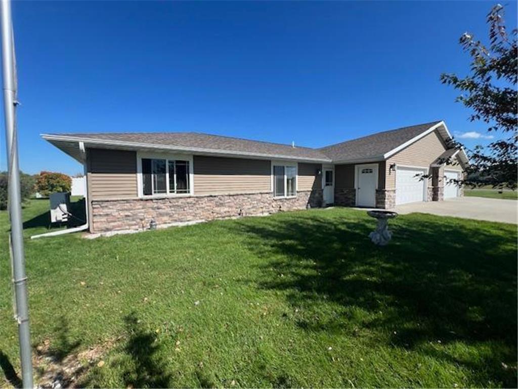 902 9th Street SW Perham MN 56573 6789162 image2
