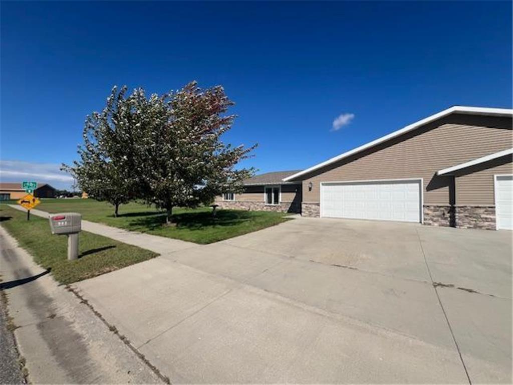 902 9th Street SW Perham MN 56573 6789162 image4