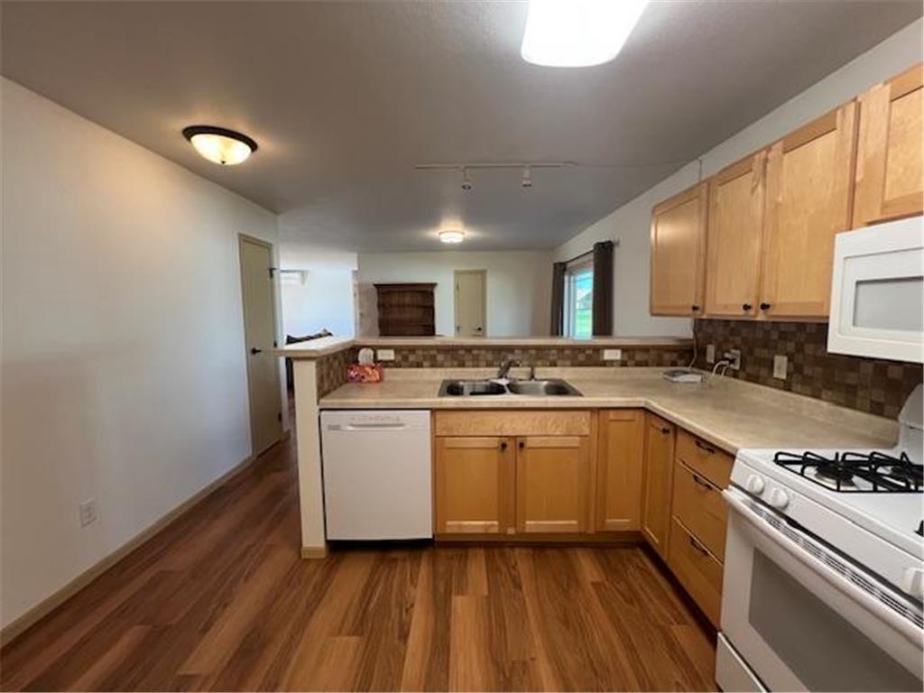 902 9th Street SW Perham MN 56573 6789162 image9