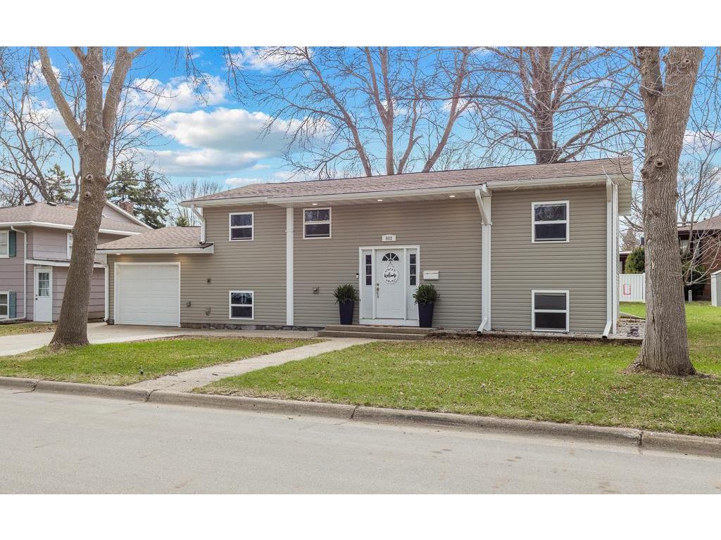 902 Birch Street Marshall MN 56258 7046881 image1