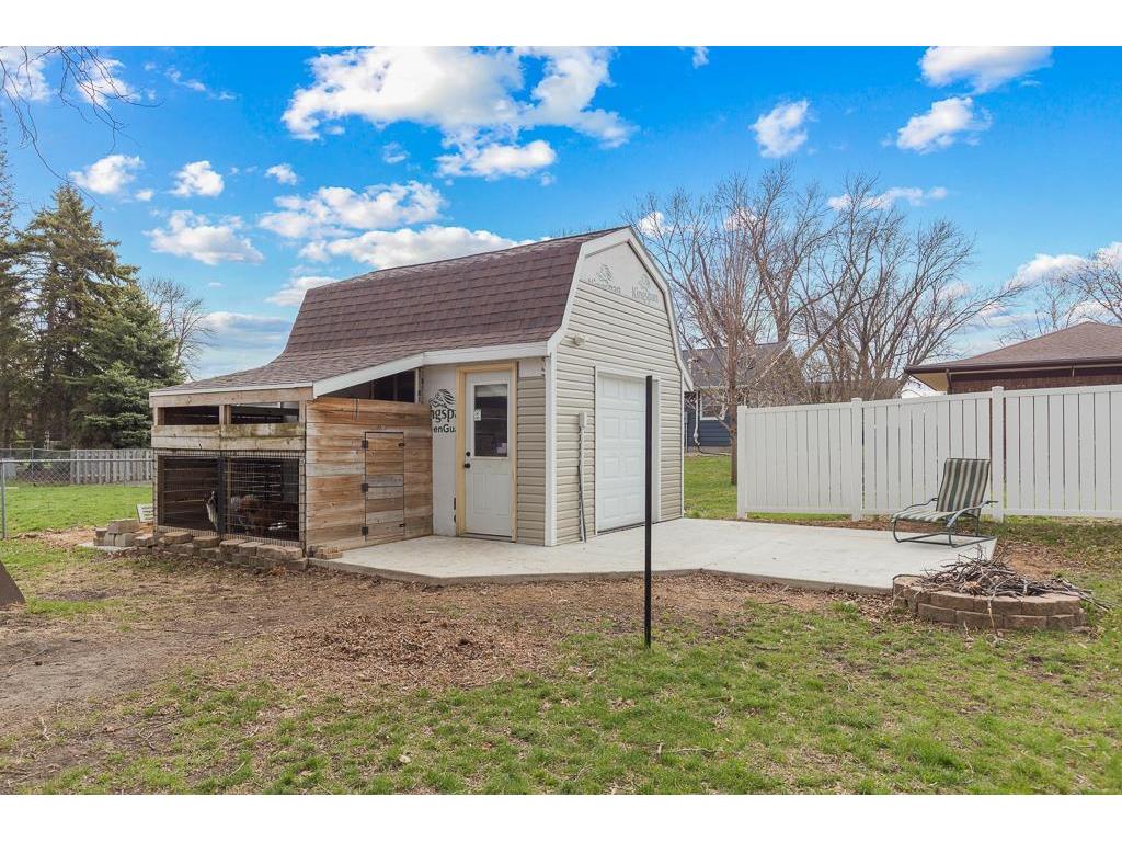 902 Birch Street Marshall MN 56258 7046881 image10