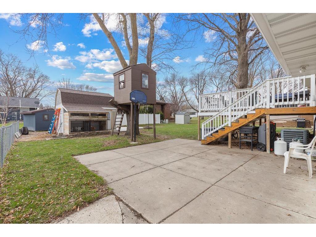 902 Birch Street Marshall MN 56258 7046881 image15