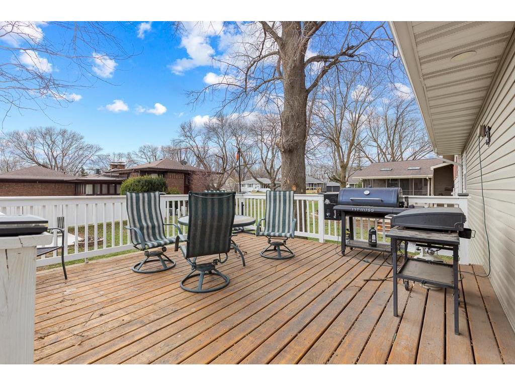 902 Birch Street Marshall MN 56258 7046881 image16