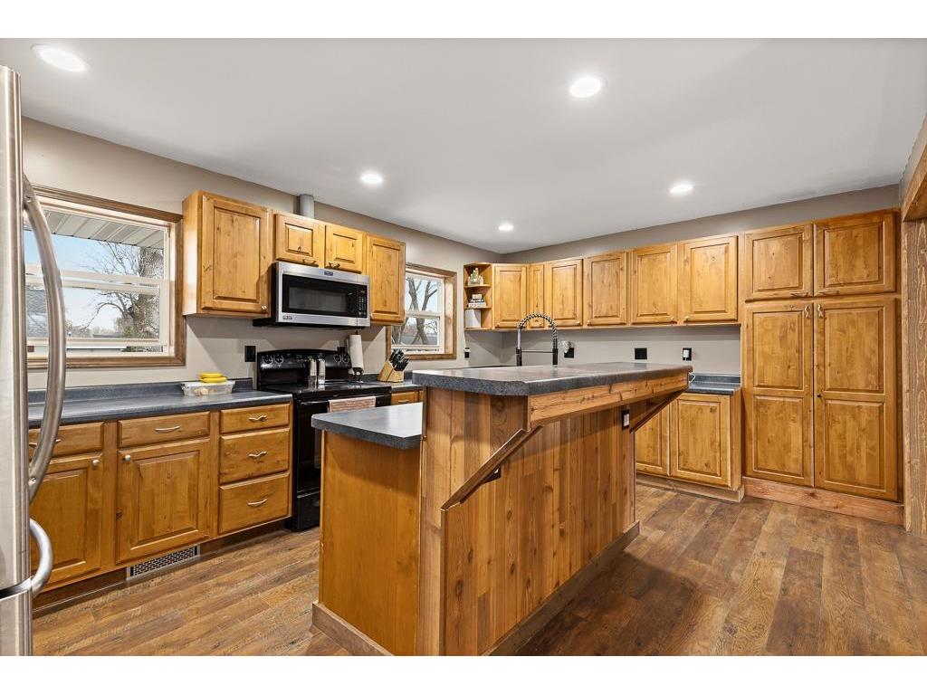 902 Birch Street Marshall MN 56258 7046881 image22