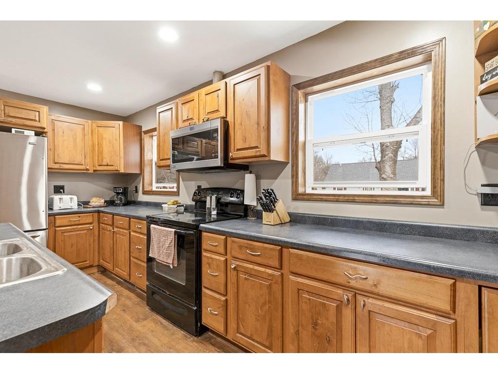 902 Birch Street Marshall MN 56258 7046881 image24