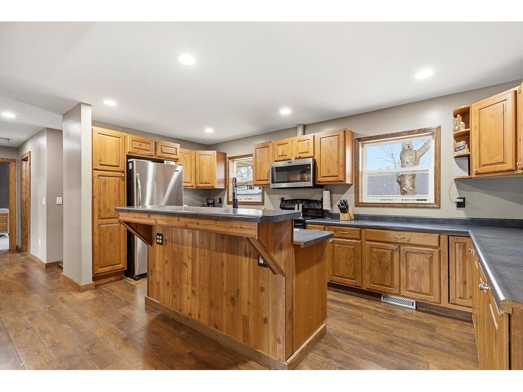 902 Birch Street Marshall MN 56258 7046881 image3