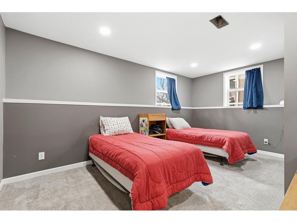 902 Birch Street Marshall MN 56258 7046881 image37