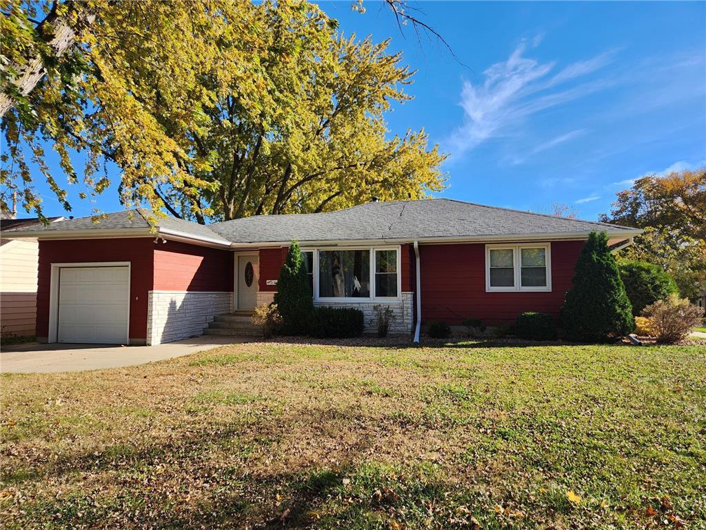 902 Clausen Avenue Albert Lea MN 56007 6812998 image1